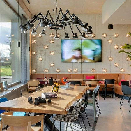 Moxy Antwerp Ξενοδοχείο Εξωτερικό φωτογραφία
