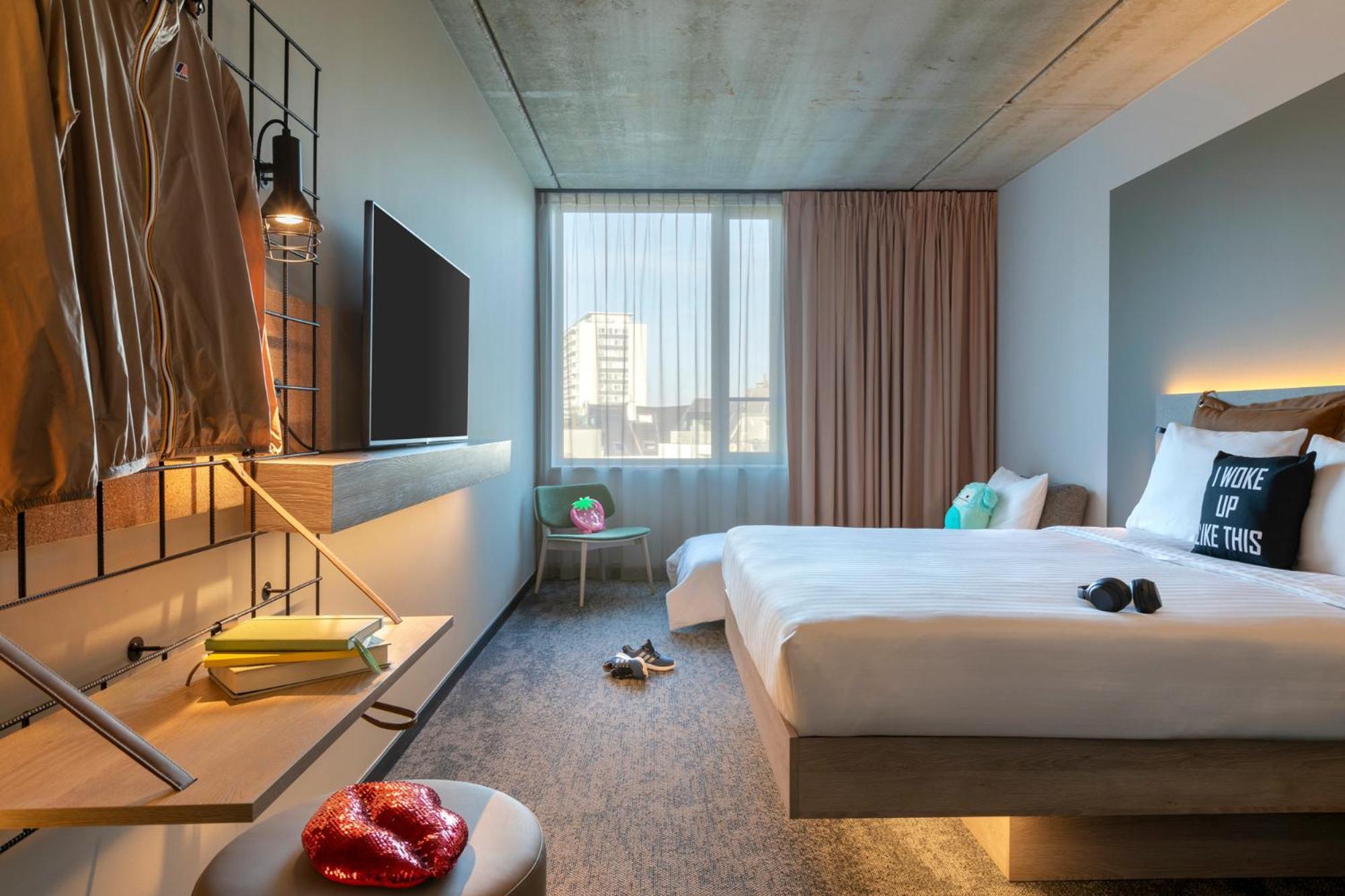 Moxy Antwerp Ξενοδοχείο Εξωτερικό φωτογραφία