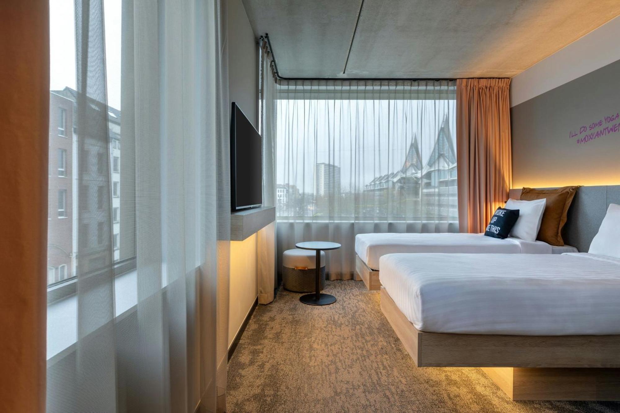 Moxy Antwerp Ξενοδοχείο Εξωτερικό φωτογραφία