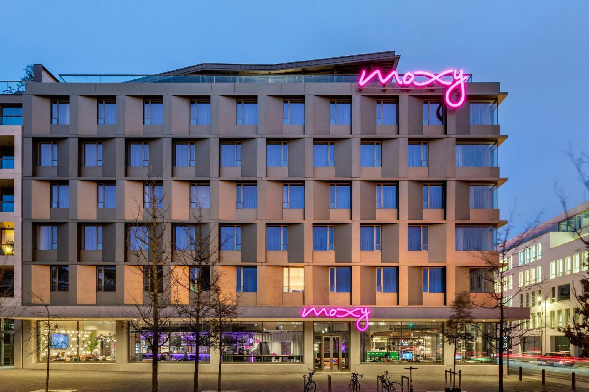 Moxy Antwerp Ξενοδοχείο Εξωτερικό φωτογραφία